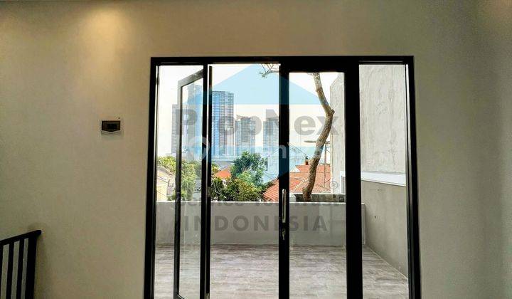 Dijual Rumah Baru Dekat Mayjend Sungkono 2