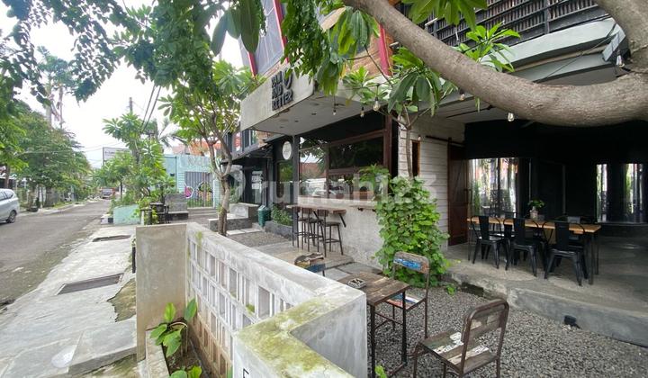 Bangunan Komersial Raya Indragiri