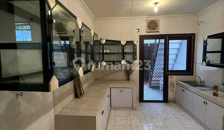 Disewakan Rumah Citraland Surabaya Crystal Golf