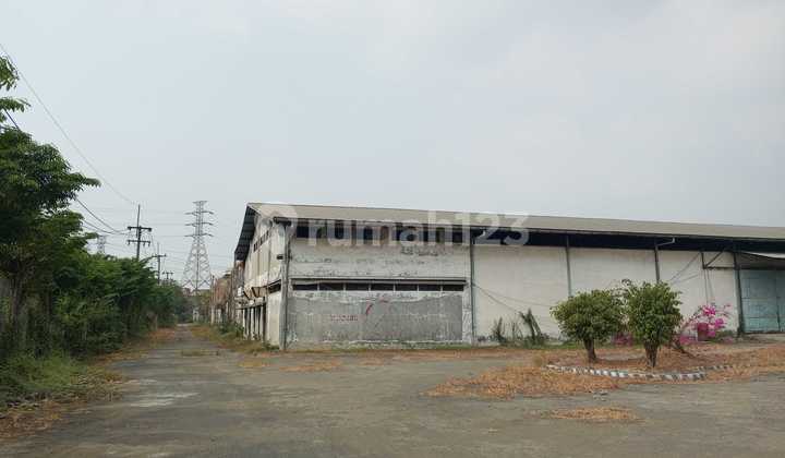 Cheap Sale of Former Factory Warehouse in Krikilan Area, Driyorejo, Gresik