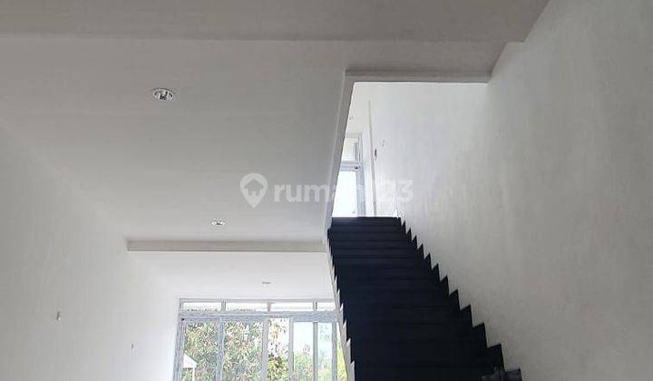 Di Jual Rumah Baru Minimalis Taman Palem Lestari Bagus 2