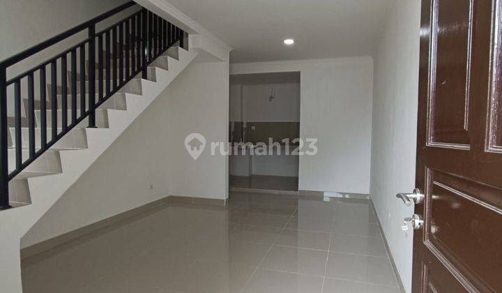 di rumah baru murah taman palem lestari cengkareng 1