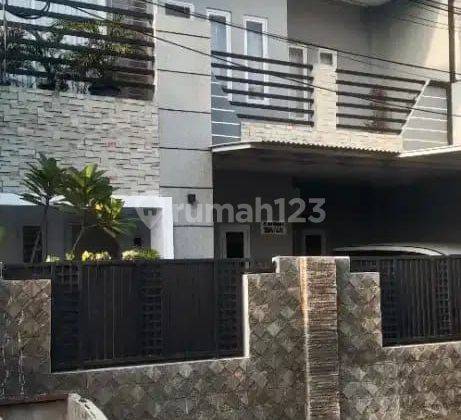 di Jual rumah 3lantai duri kosambi  1