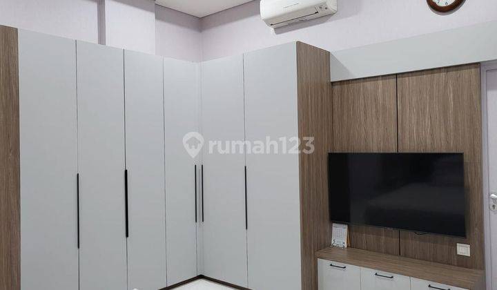 di rumah mewah taman palem lestari 2 lantai di jual 2