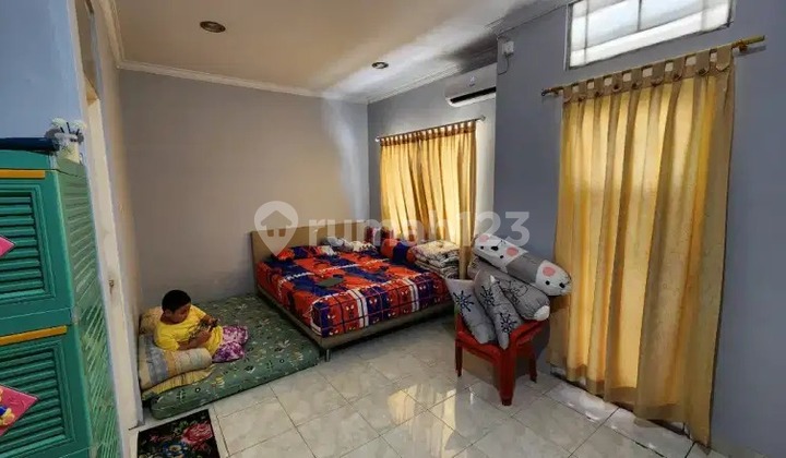 Dijual Rumah 2 Lantai Taman Palem Lestari Bagus Siap Huni  2