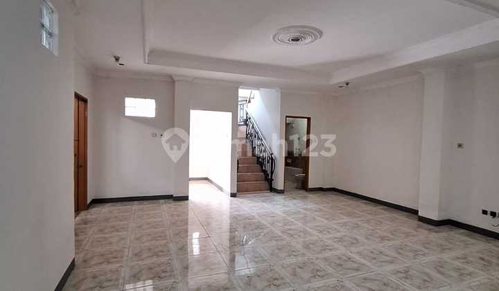 Citra 1 Ready-to-Occupy House for Quick Sale, Width 8 2