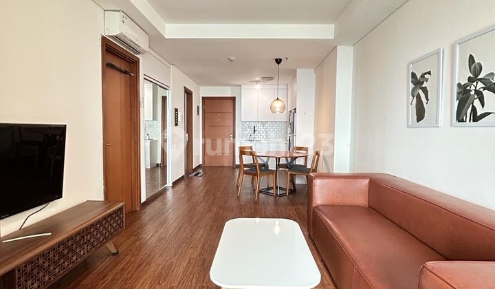 Green Bay Pluit Condominium 2 Bedrooms Fully Furnished with Full Wooden Flooring