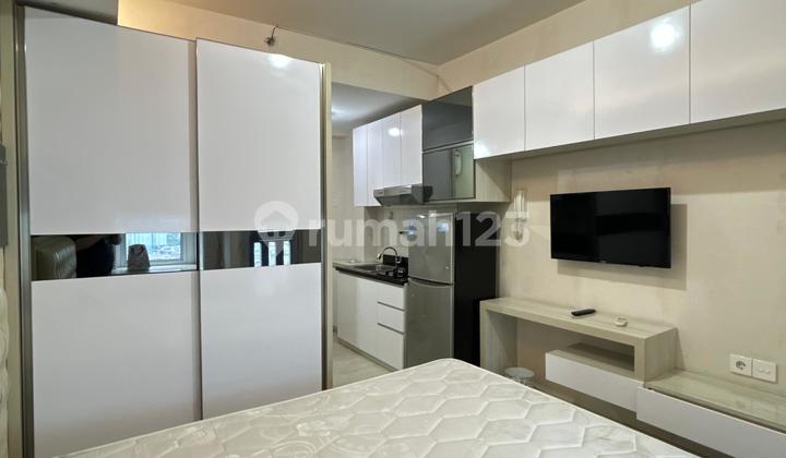 Green Bay Pluit Studio Apartment Fully Furnished Good Decor !! 2