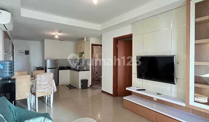 Condominium Green Bay Pluit 2 BR Fully Furnished Ruang Tamu Besar