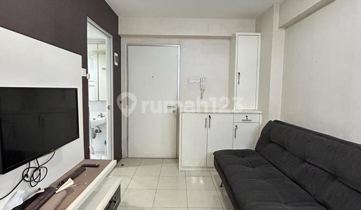 Green Bay Pluit Apartment 2 BR Renovated 1 Large BR Fully Furnished!