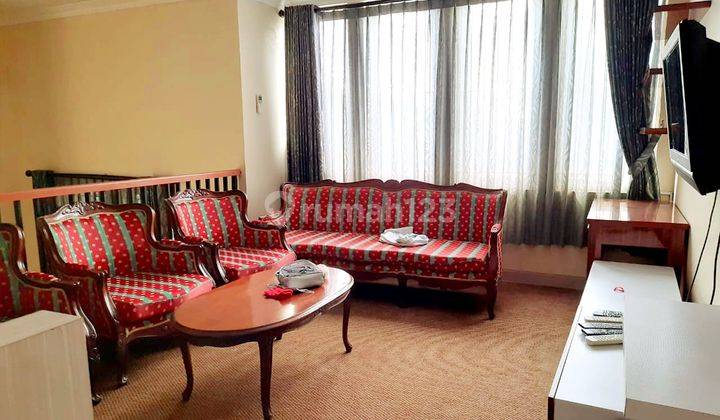 Rumah 2 Lantai Furnished di Grand Wisata , Bekasi 2