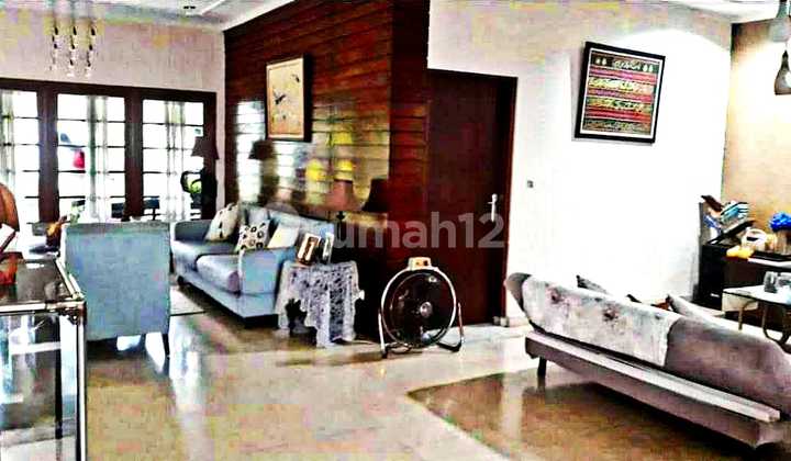 Menteng House Below Market in Central Jakarta 2