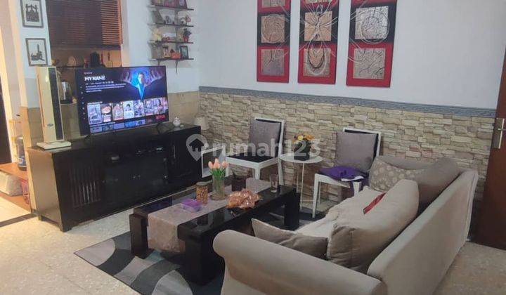 Rumah 2 Lantai Selangkah Ke Tip Top Rawamangun Jakarta-timur 2