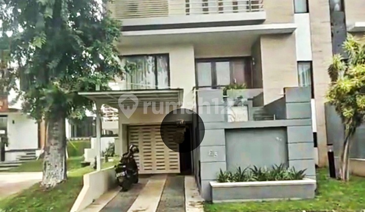 Rumah Hoek 3 Lantai Di Sasak Tinggi Residence Ciputat Tangerang Selatan 1