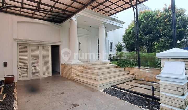 Di Sewa Rumah Dalam Komplek Dengan System Onegate Di Lengkapi Fasilitas Swimingpol Tinggal Bawa Koper Pakaian Saja Selangkah Ke Toll Bsd 1