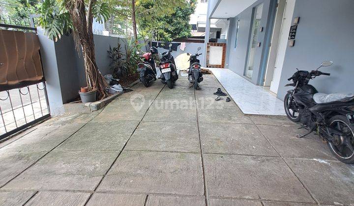 Di Sewa Rumah Bangunan Bagus Dan Lingkungan Asri Kemananan 24 Jam Roww Jalan Lebar Bisa Untuk Semua Jenis.kantor Bagus 2