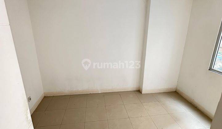 Dijual cepat Apartemen Bassura 2 Kamar Kosongan Lantai rendah view pool Basura City 1