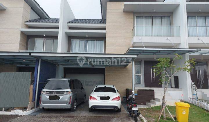 Rumah Mewah Golf Island Pik 1