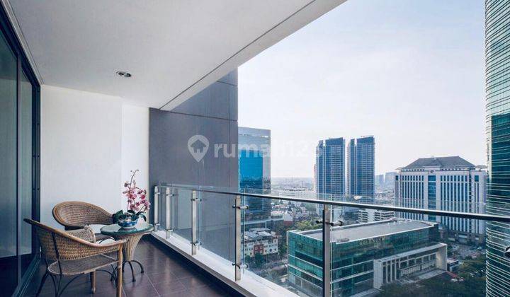 Apartemen St Moritz Puri Indah 1