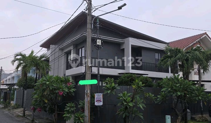 For Sale Rumah Mewah Siap Huni, Taman Tampak Siring, Daan Mogot Baru
