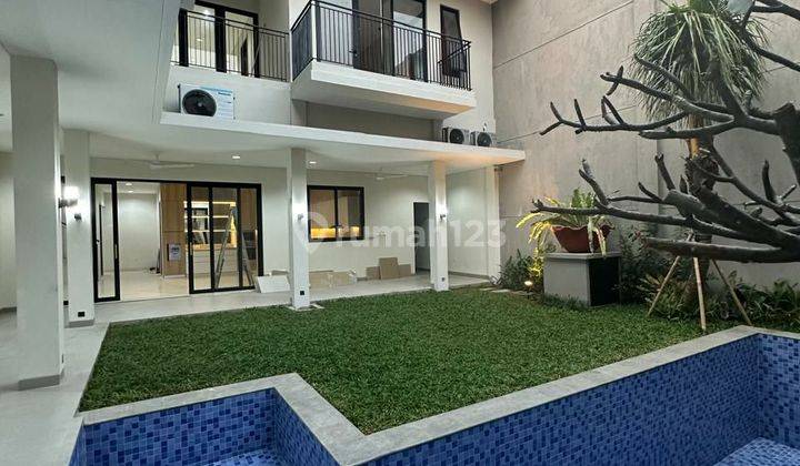 For Rent Rumah Mewah Brand New (Roof Top), Lokasi Strategis  di Cipete, Jaksel 1