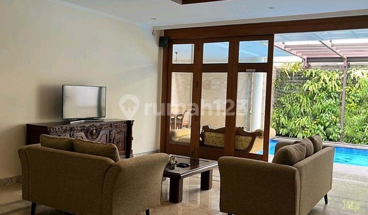 Disewakan Rumah 2 Lantai Siap Huni Area Kemang, Jaksel