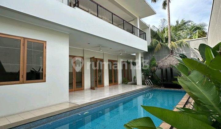 Modern Minimalist House For Rent, Kemang, Jaksel 1