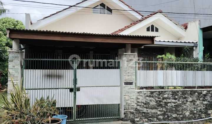 Rumah Luas Dalam Cluster Dekat Fasilitas Umum di Graha Raya Rumah Luas Dalam Cluster Dekat Fasilitas Umum di Graha Raya