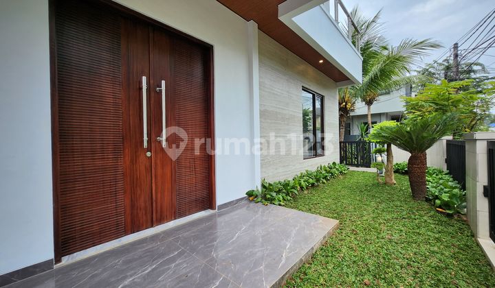 Rumah Hook 2 Lantai Design Modern Siap Huni Baru Sektor 9 Bintaro 2