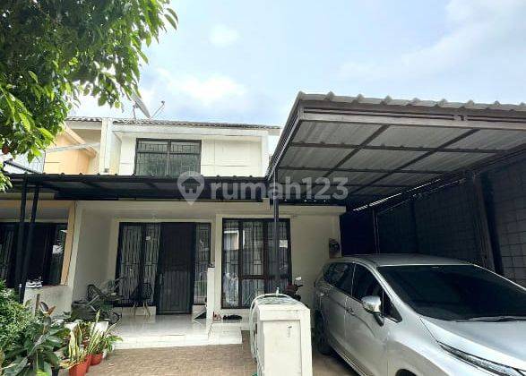  Rumah Unfurnished Bagus Shm - Sertifikat Hak Milik di Graha Raya 1