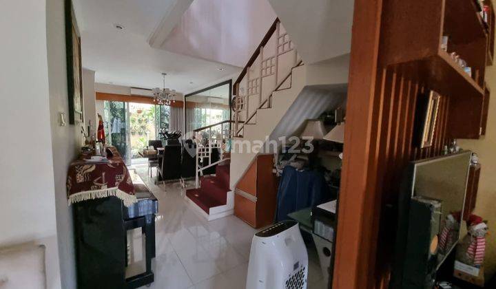 Rumah dijual 2 Lantai Siap Huni Semi Furnish di Cinere Depok 2