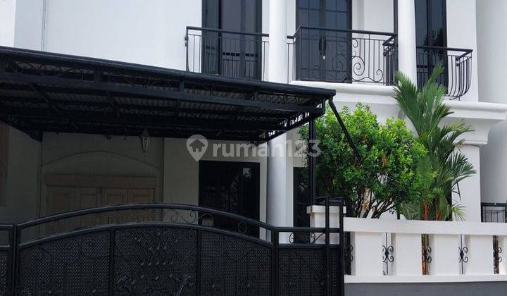 Rumah 2 lantai full furnish Rapi Villa Melati Mas Serpong TangSeL 1