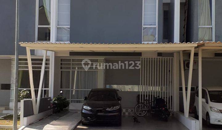 Rumah Bagus Rapi dan Baru Selesai Renovasi di Discovery Bintaro 1