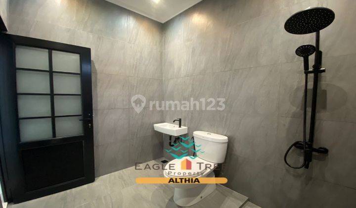 Rumah Full Renovasi 2 Lantai Minimalis Dalam Cluster Graha Raya 2