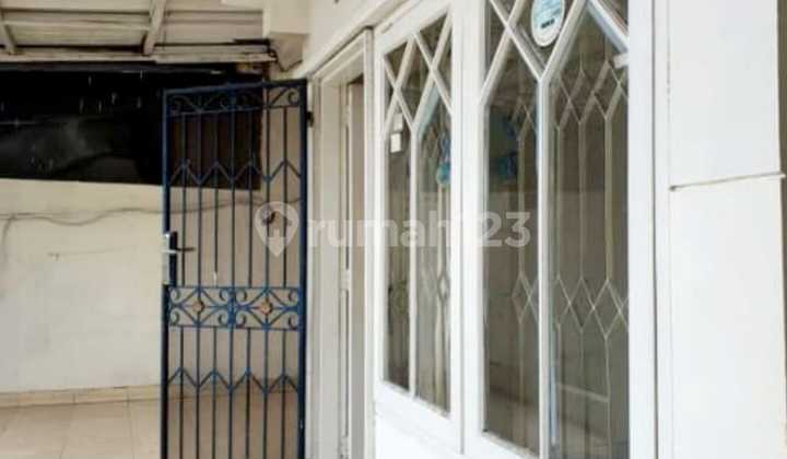 For Rent Corner House in the Best Cluster in BSD