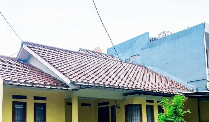 Rumah Luas Disewakan Minimal 2 Tahun Sektor 5 Bintaro Jaya Rumah Luas Disewakan Minimal 2 Tahun Sektor 5 Bintaro Jaya