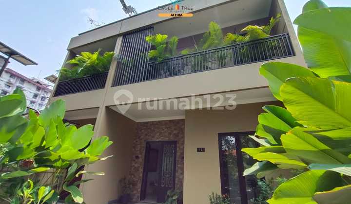 Rumah Siap Huni Dekat Stasiun Mrt Lebak Bulus Strategis