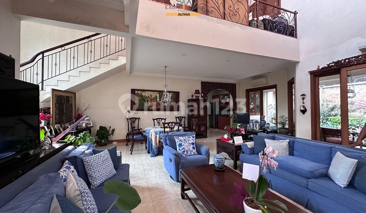 Rumah Hook Luas 2 Lantai Kokoh Di Pesanggrahan Jakarta Selatan Rumah Hook Luas 2 Lantai Kokoh Di Pesanggrahan Jakarta Selatan