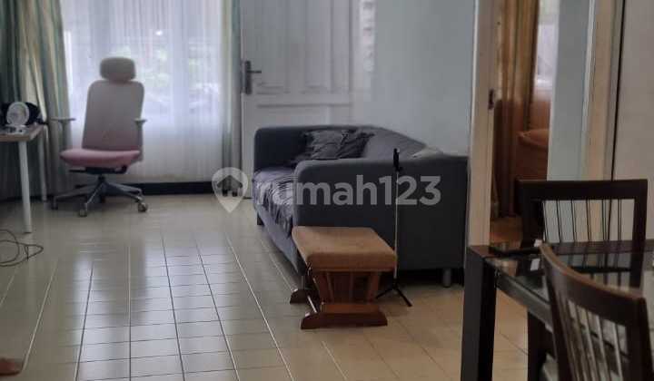 Rumah Hoek Luas Terawat Di Cluster Graha Bintaro Jaya 2