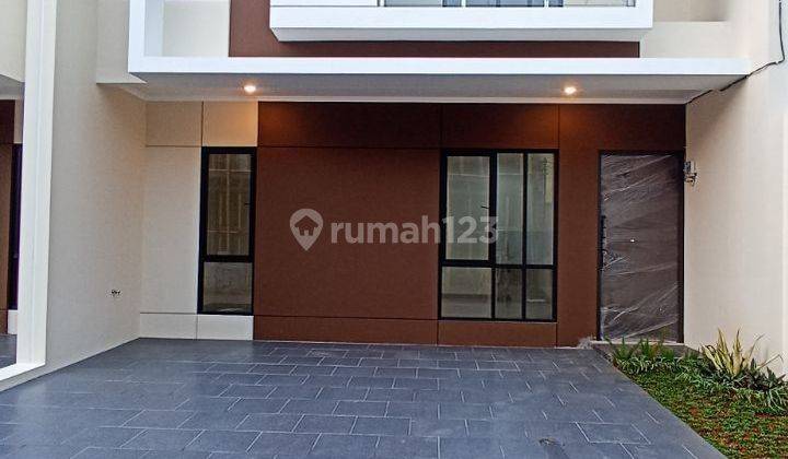 Rumah Minimalis 2 Lantai Siap Huni Di Kodau Jatiwarna  1