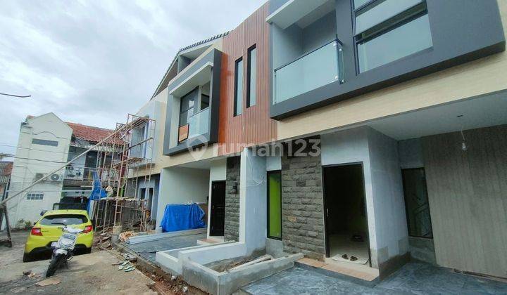 Rumah Baru 2 Lantai Ready Stock Di Cipayung Jakarta Timur  2