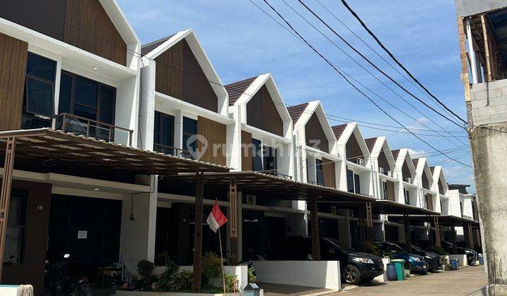 Rumah Baru 2 Lantai Ready Stock Dekat Kota Wisata  1