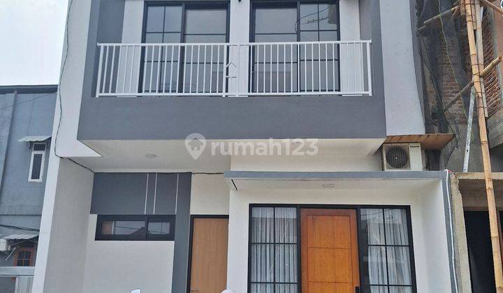 Rumah Baru 2 Lantai Full Bata Merah Di Jatikramat  1