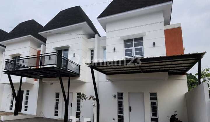 2-Story American Style House with Power in Kranggan Cibubur 2-Story American Style House with Power in Kranggan Cibubur