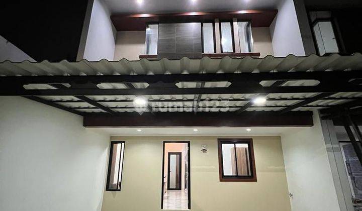 Rumah 2 Lantai Full Furnish Free Biaya Siap Huni Di Jatiwaringin  1