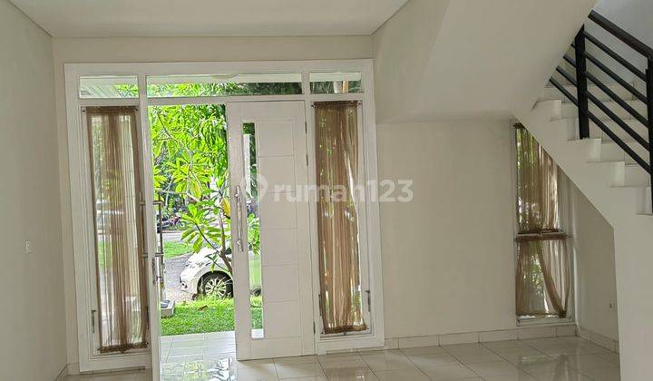 Disewakan Rumah Di Cluster Palm Di Summarecon Bekasi 2