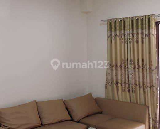 Rumah Dijual Semi Furnish Cluster Taman Sari Kota Harapan Indah 2