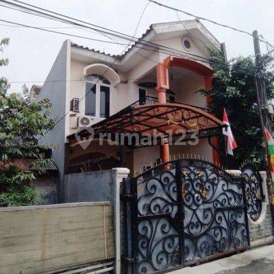 Rumah Bagus Siap Huni Lt 104 Pd Bambu Jaktim 2