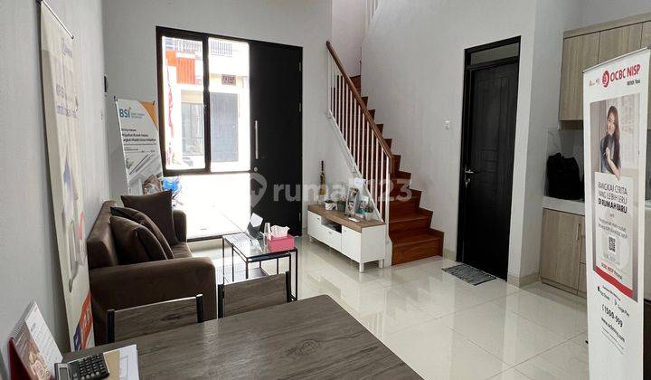 Rumah 2 Lantai Dekat Stasiun Rawabuntu 1