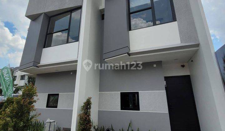 Rumah 2 Lantai 4x16 di Cimanggis Lokasi Dekat Pintu Tol 2